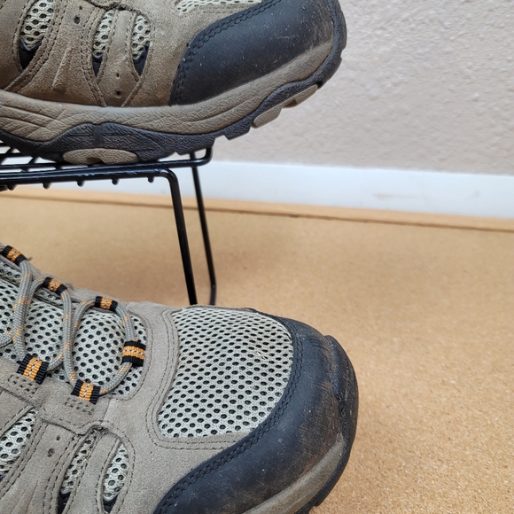 Cabela's Shoes Cabelas 4 Most Hiking Mens Low Boots Shoes Poshmark